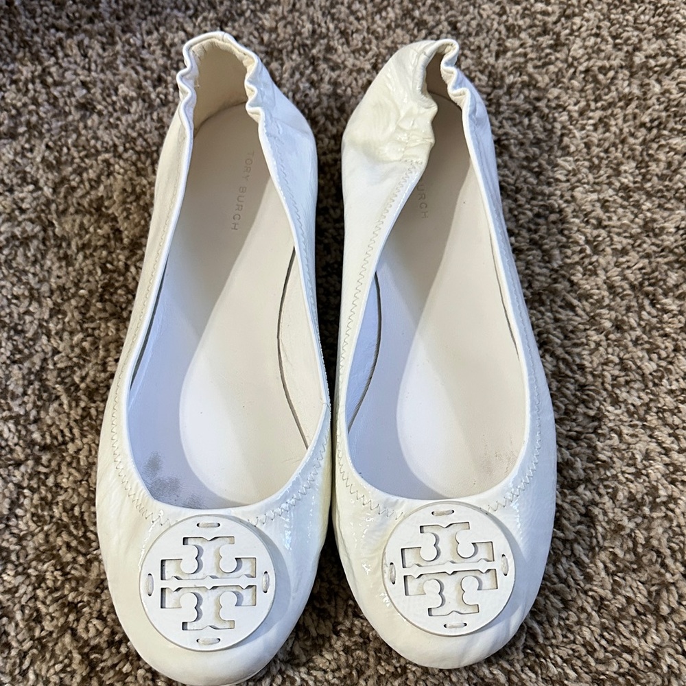 Tory Burch Women's Cream Logo Flats